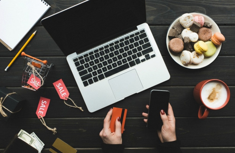 How we are deceived on Cyber Monday and 5 tips on how not to be deceived