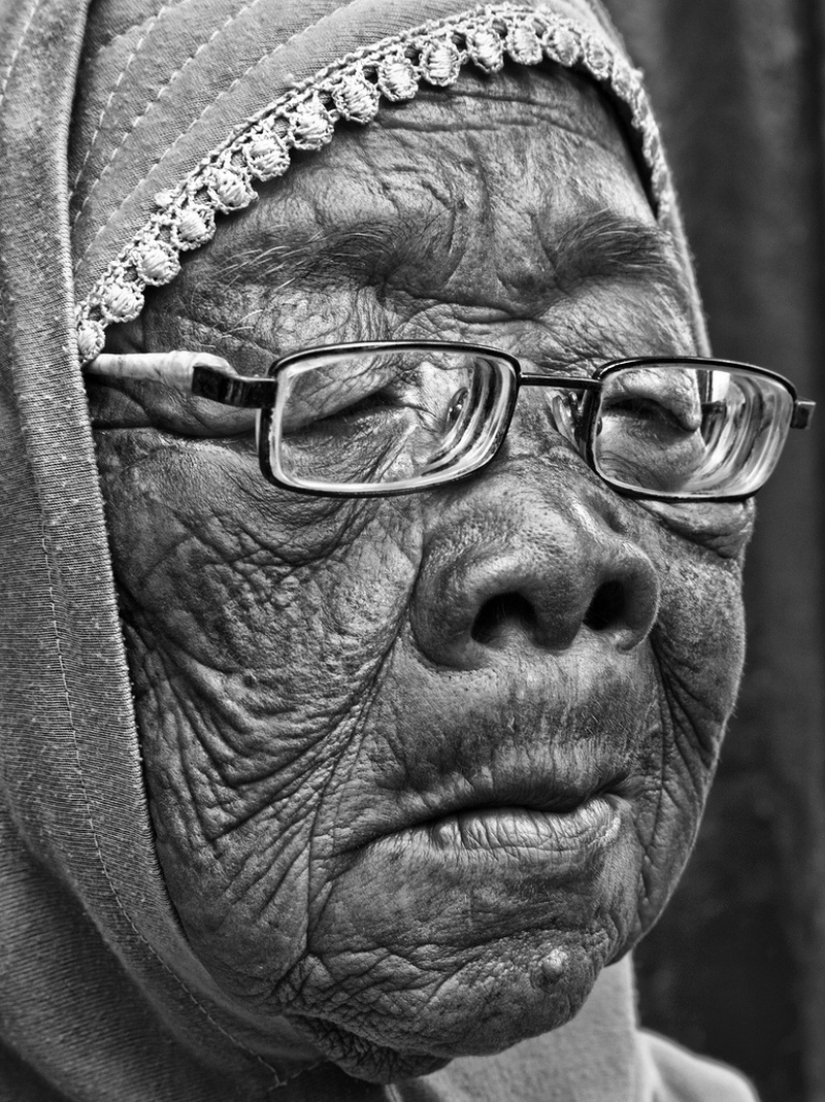 "I am fascinated by the mystery hidden in faces": Billy Plummer's expressive portraits "I am fascinated by the mystery hidden in faces": Billy Plummer's expressive portraits