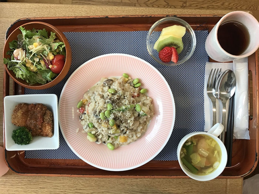 I went to the hospital, but ended up in a restaurant: how patients are fed in Japanese clinics