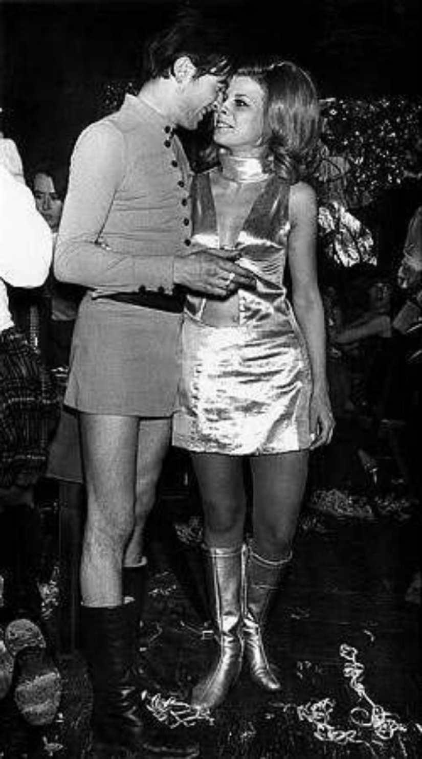 "If I invest in this, my legs will break": a collection of skirts for men of the 1960s