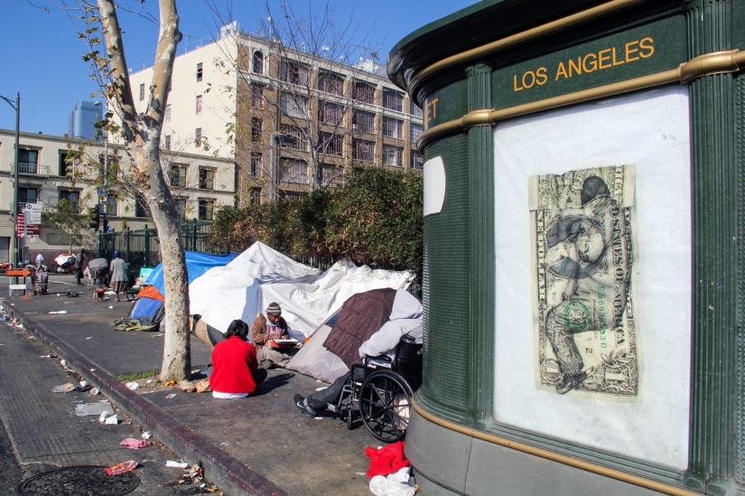 "If you get caught, you will be accused of Satanism": banned street art from two brothers from Iran "If you get caught, you will be accused of Satanism": banned street art from two brothers from Iran