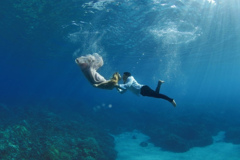 Impresionante sesión de fotos de compromiso bajo el agua Impresionante sesión de fotos de compromiso bajo el agua
