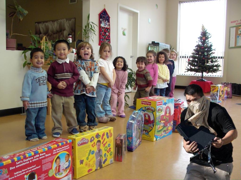 In case of fire, the first to take out the Xbox: a photo of the victim with a game console has gone viral In case of fire, the first to take out the Xbox: a photo of the victim with a game console has gone viral