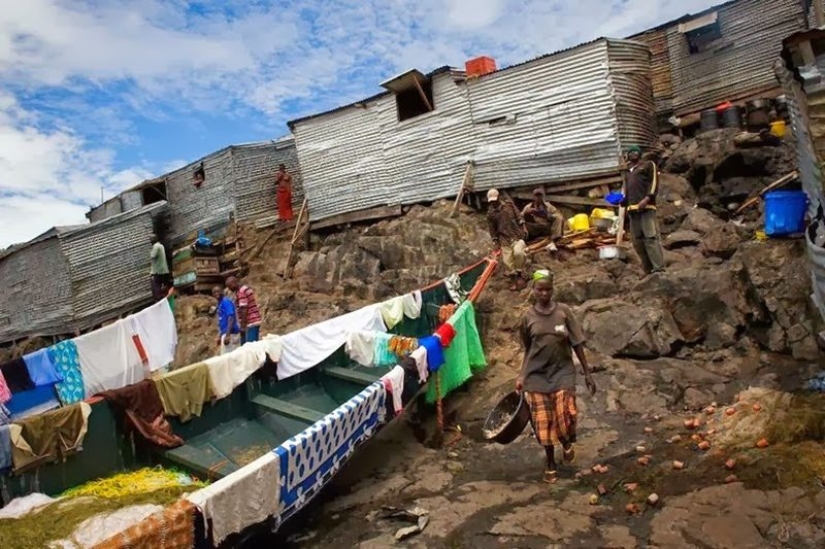 In cramped conditions, but not offended: the most overpopulated island on the planet!