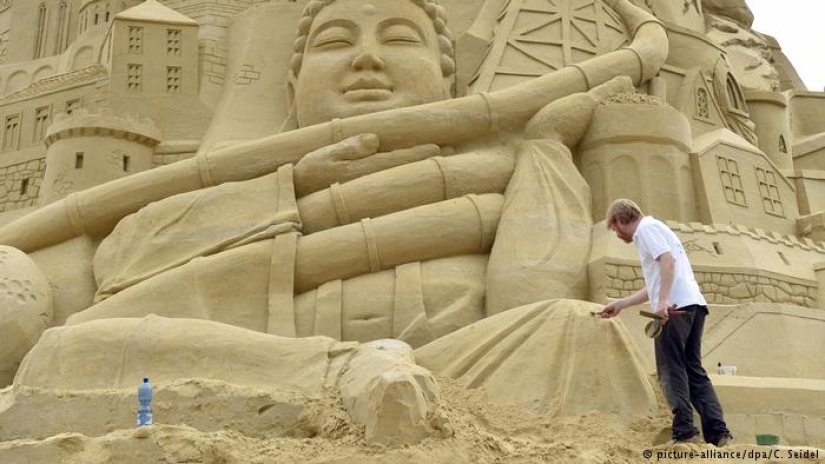 In Germany, the world's largest sand castle was built — the height of a five-story house
