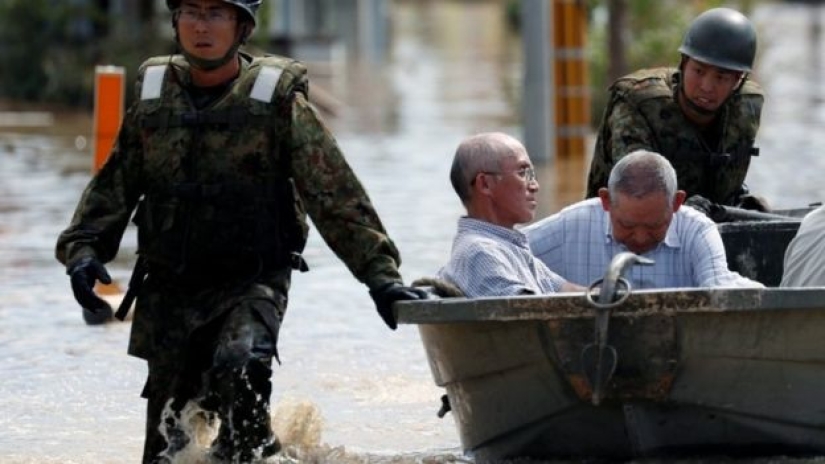 In Japan, more than 100 people died due to heavy rains that do not end