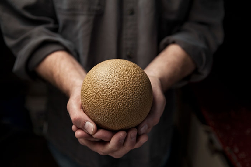In Japan, they got to the dirt: the Japanese polish balls from the ground to a perfect shine In Japan, they got to the dirt: the Japanese polish balls from the ground to a perfect shine
