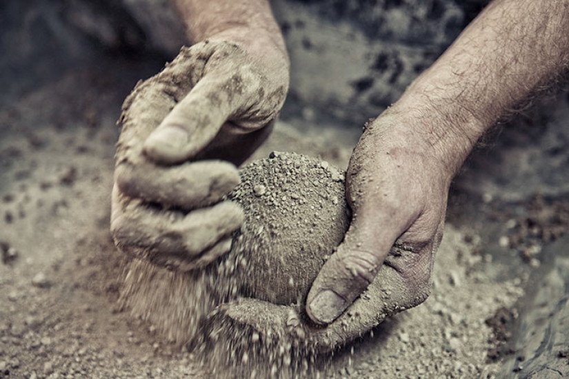 In Japan, they got to the dirt: the Japanese polish balls from the ground to a perfect shine In Japan, they got to the dirt: the Japanese polish balls from the ground to a perfect shine