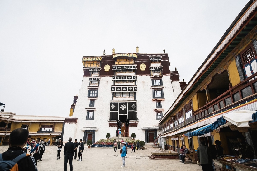 In Search of Magic: The Potala Palace In Search of Magic: The Potala Palace
