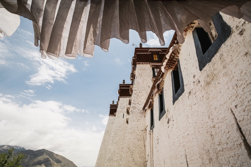 In Search of Magic: The Potala Palace In Search of Magic: The Potala Palace