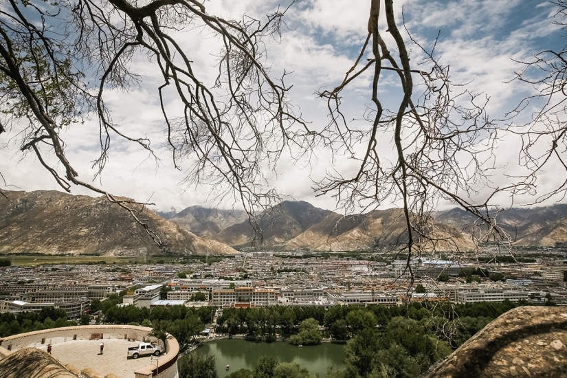 In Search of Magic: The Potala Palace In Search of Magic: The Potala Palace