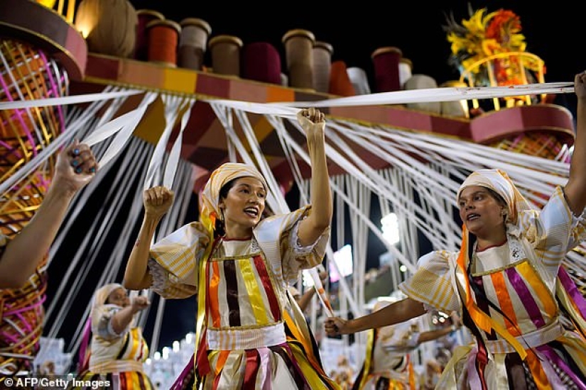 In the incendiary rhythm of samba: the brightest spectacle of the year is the colorful carnival in Rio de Janeiro
