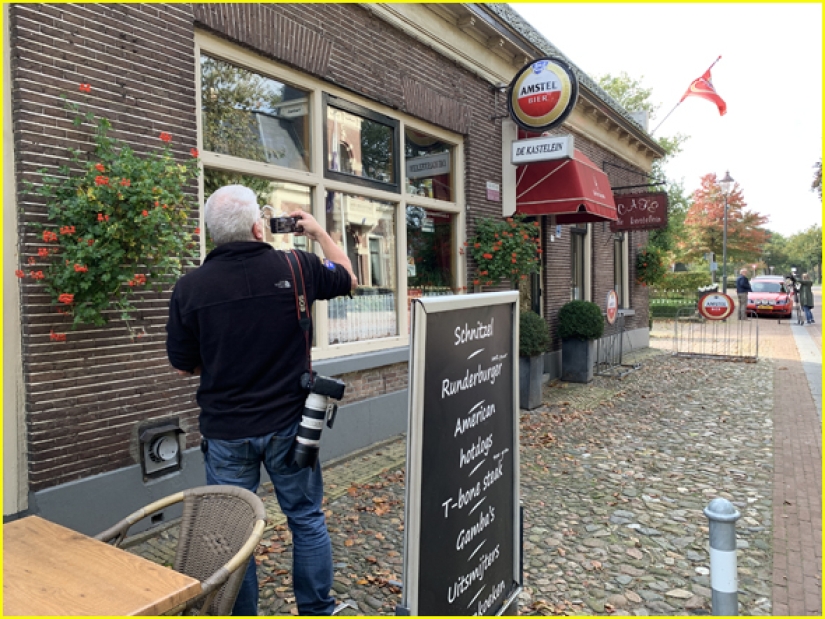 In the Netherlands, due to fear of the end of the world, a father of 9 years kept his children in a bunker