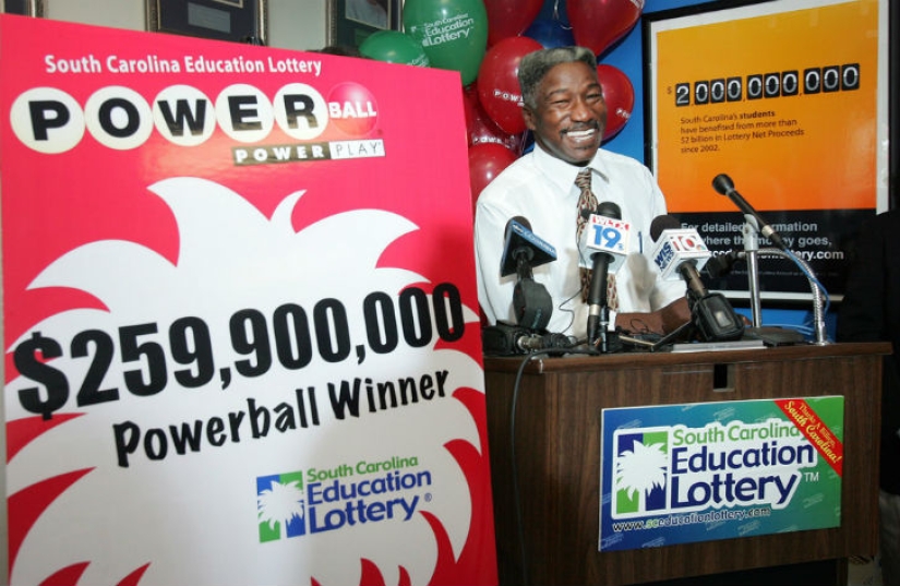 In the USA, the largest jackpot in the world was drawn in the lottery — $ 1.5 billion In the USA, the largest jackpot in the world was drawn in the lottery — $ 1.5 billion