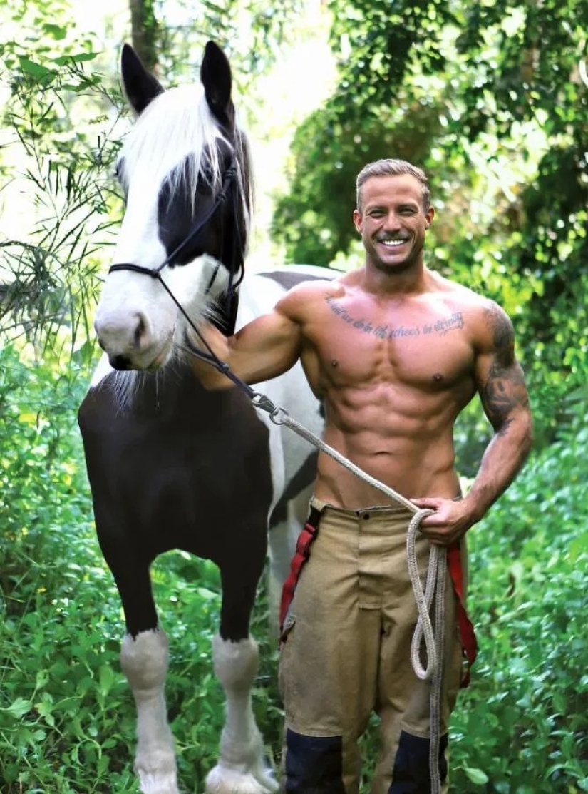 Incendiary photo shoot: hot Australian firefighters filmed with cute animals for calendar