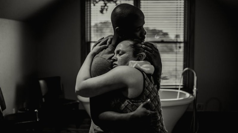 Increíblemente emotivo: fotos de hombres que están presentes en el parto