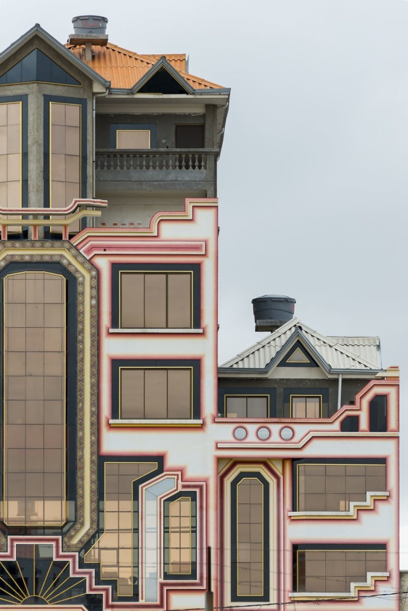 Increíbles casas construidas por indios ricos en Bolivia Increíbles casas construidas por indios ricos en Bolivia