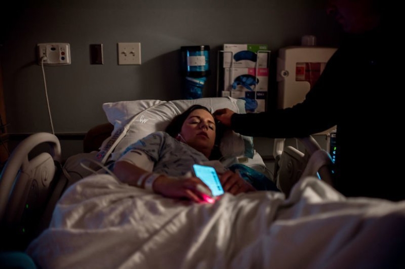 Incredibly emotional: photos of men who are present at childbirth Incredibly emotional: photos of men who are present at childbirth