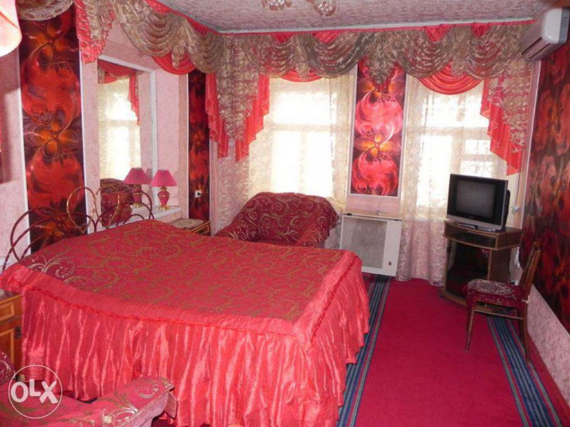Infernal charm of Russian apartments