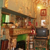 Infernal charm of Russian apartments