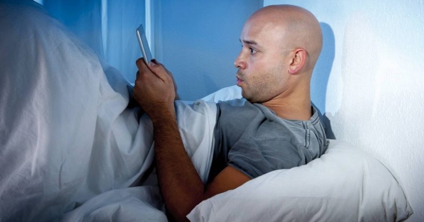 Infografía informativa: a los usuarios de Android e iOS les encanta el porno diferente Infografía informativa: a los usuarios de Android e iOS les encanta el porno diferente