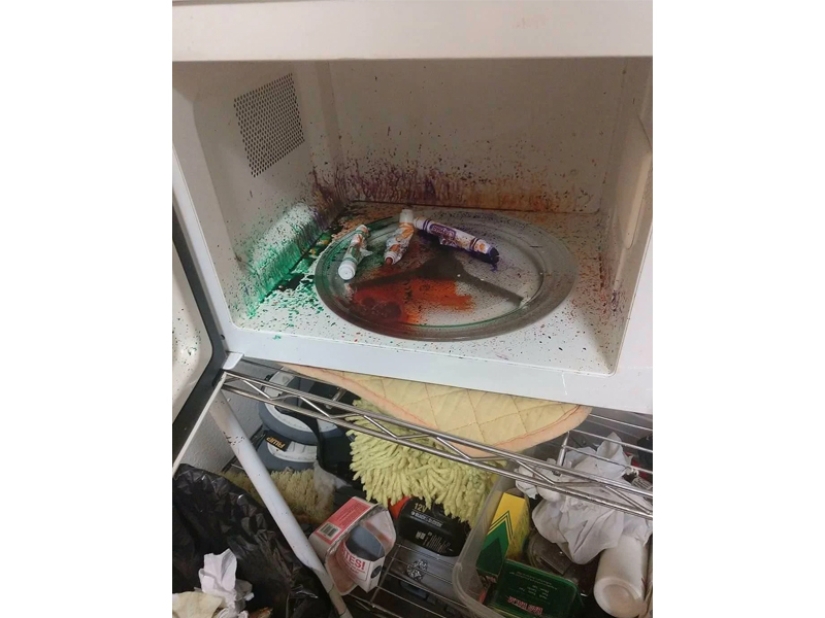 "Innocent" childish pranks. The funniest photo collection ever!