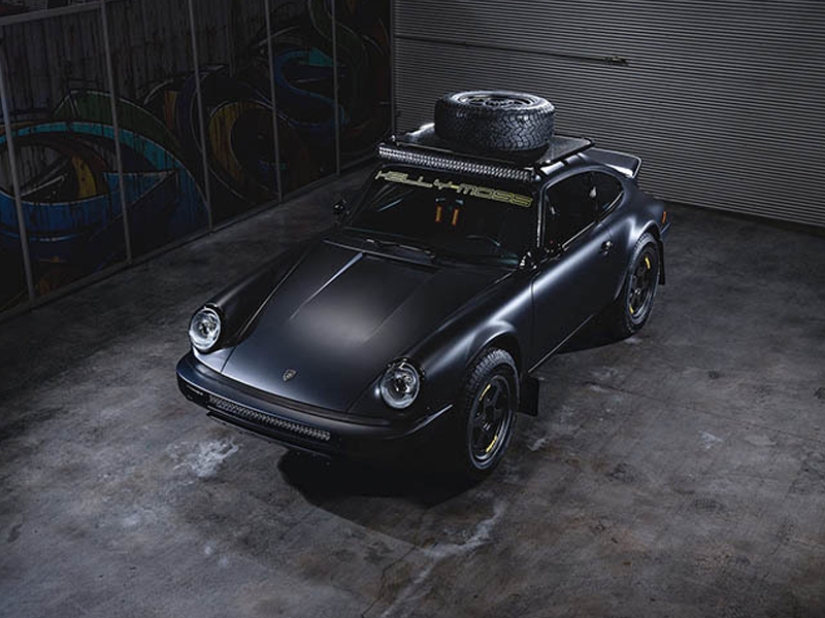 Insanely expensive and extremely rare 1984 off-road Porsche 911
