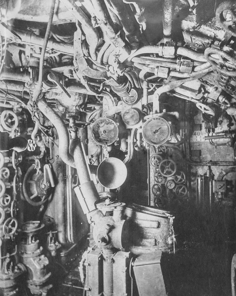 Inside a German World War I submarine