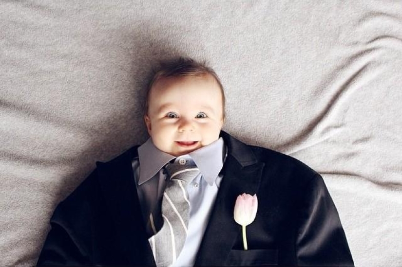 Instagram of the week: Funny kids in adult clothes