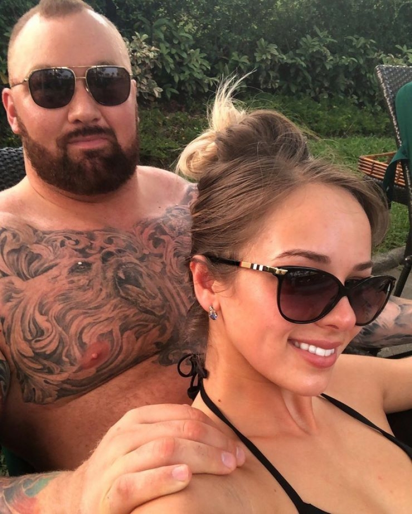 Internet trolls turned on the strongest man on the planet because of a miniature lover