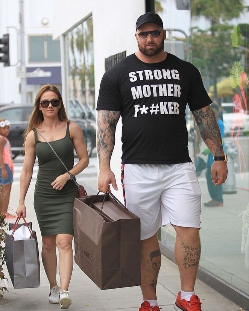 Internet trolls turned on the strongest man on the planet because of a miniature lover