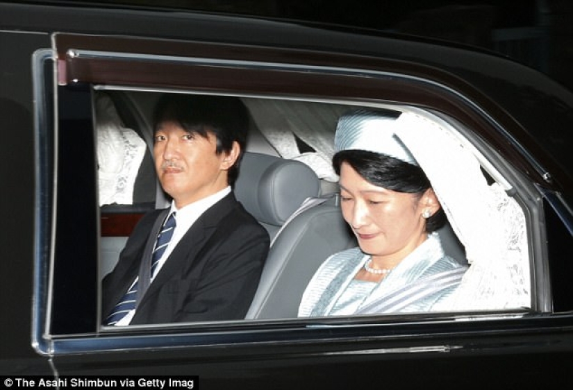 Japanese Princess Renounces Royal Status to Marry a Commoner