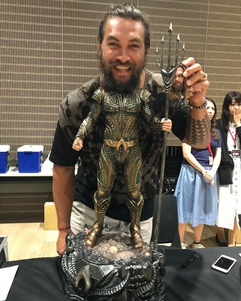 Jason Momoa is the coolest guy on Instagram Jason Momoa is the coolest guy on Instagram