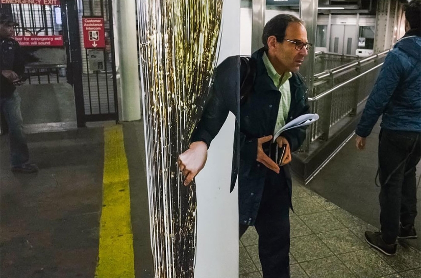 Jonathan Highby es un fotógrafo al que todo el mundo posa para un fotograma