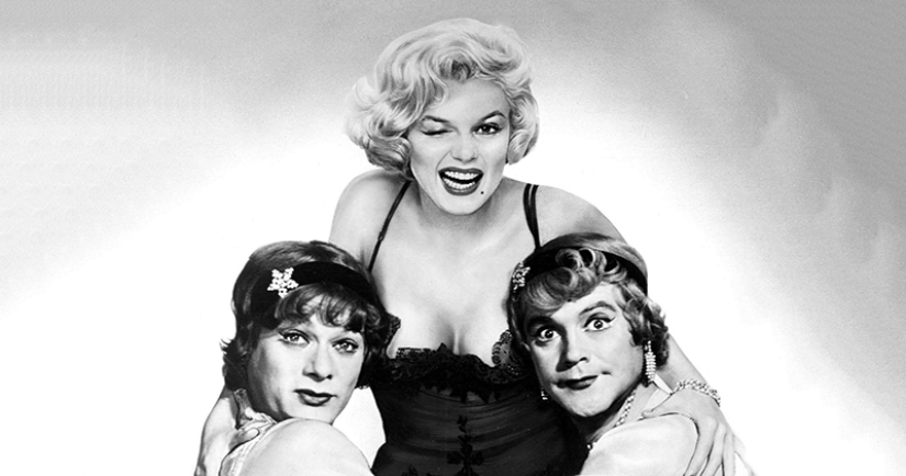 Juguetón, astuto y alegre: 20 celebridades vintage que guiñan un ojo a la cámara Juguetón, astuto y alegre: 20 celebridades vintage que guiñan un ojo a la cámara