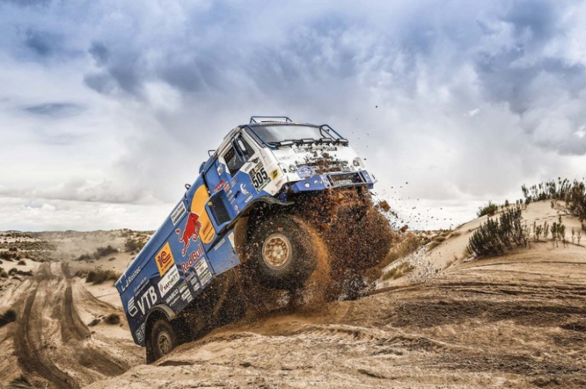 KAMAZ, el dueño de Peskov: los rusos superan a sus rivales en el Dakar-2018 como de pie