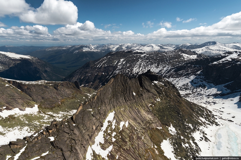 Khakassia from a height: Ergaki Nature Park, Sayano-Shushenskaya HPP and Abakan