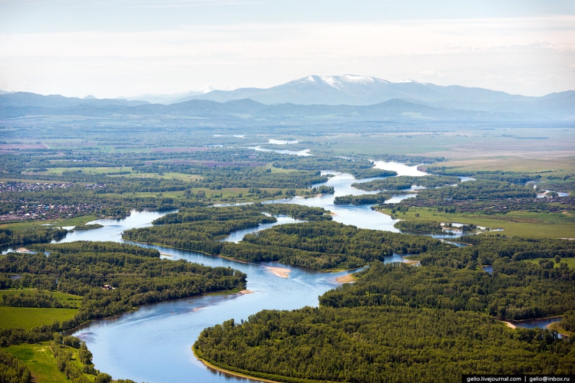 Khakassia from a height: Ergaki Nature Park, Sayano-Shushenskaya HPP and Abakan