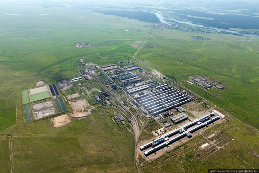 Khakassia from a height: Ergaki Nature Park, Sayano-Shushenskaya HPP and Abakan