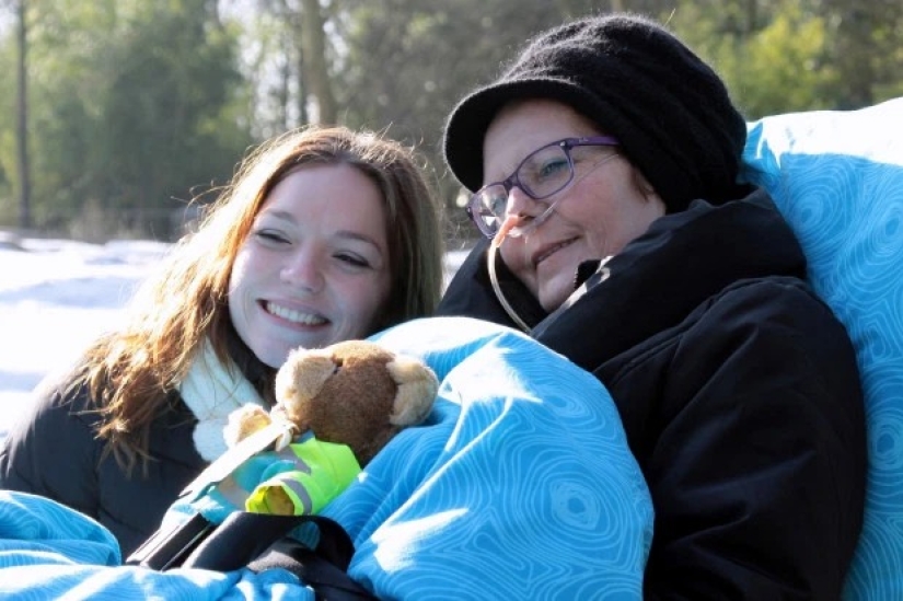 Kind wizards: Dutch volunteers fulfill the last wishes of terminally ill people Kind wizards: Dutch volunteers fulfill the last wishes of terminally ill people