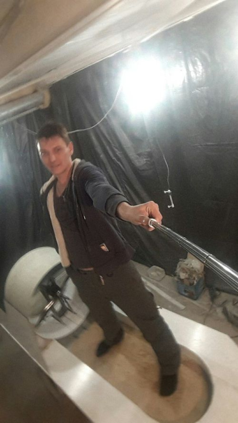 Krasnoyarets finishes assembling a Russian hoverboard in his father's garage Krasnoyarets finishes assembling a Russian hoverboard in his father's garage