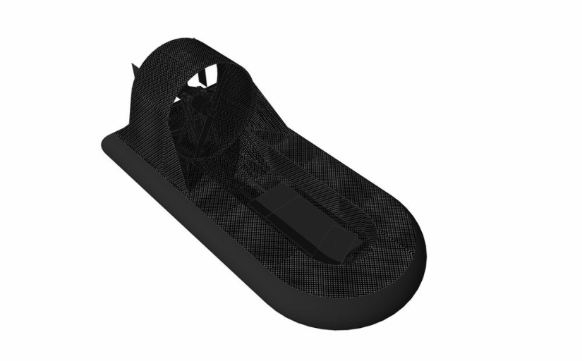 Krasnoyarets termina de ensamblar un aerotabla ruso en el garaje de su padre Krasnoyarets termina de ensamblar un aerotabla ruso en el garaje de su padre