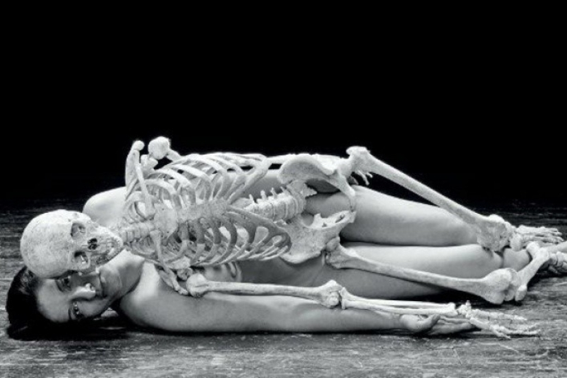 La artista de performance Ulai, socia de Marina Abramovich, ha fallecido