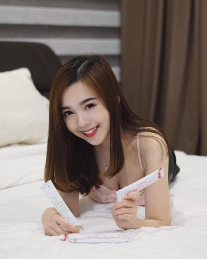 "¿La azafata más bella del mundo?": foto de una azafata de AirAsia se ha vuelto viral "¿La azafata más bella del mundo?": foto de una azafata de AirAsia se ha vuelto viral