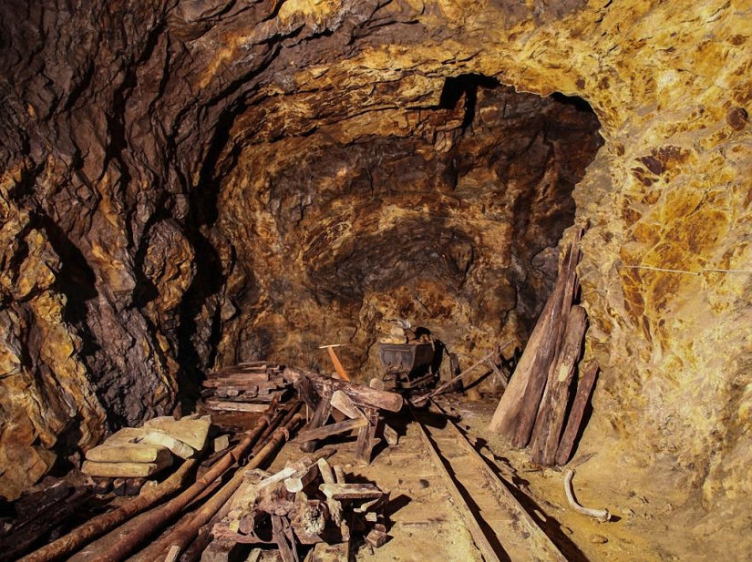 La ciudad subterránea secreta de Hitler La ciudad subterránea secreta de Hitler