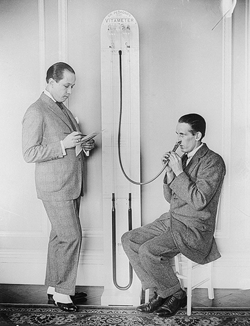 La crucifixión para la esquizofrenia y la heroína para la tos son los tratamientos más extraños