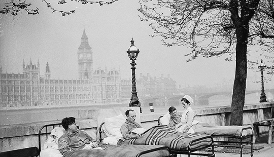 La crucifixión para la esquizofrenia y la heroína para la tos son los tratamientos más extraños La crucifixión para la esquizofrenia y la heroína para la tos son los tratamientos más extraños