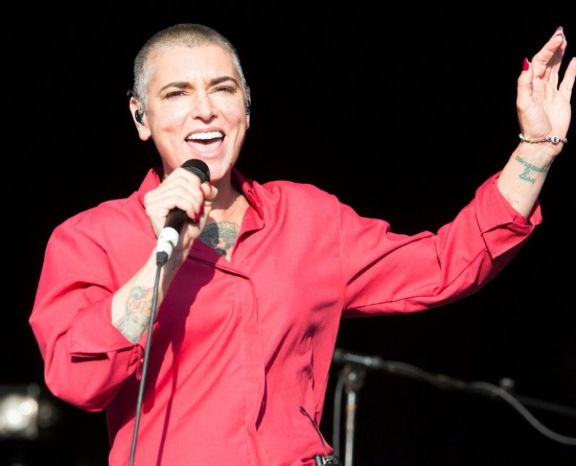 La escandalosa cantante irlandesa Sinead O'Connor apareció en un programa de televisión con un atuendo islámico La escandalosa cantante irlandesa Sinead O'Connor apareció en un programa de televisión con un atuendo islámico