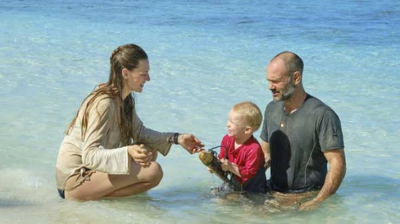La familia Robinson: Ed Stafford se llevó a su esposa y a su hijo de dos años a una isla desierta La familia Robinson: Ed Stafford se llevó a su esposa y a su hijo de dos años a una isla desierta
