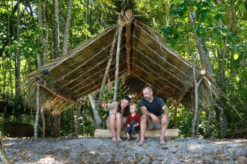 La familia Robinson: Ed Stafford se llevó a su esposa y a su hijo de dos años a una isla desierta La familia Robinson: Ed Stafford se llevó a su esposa y a su hijo de dos años a una isla desierta